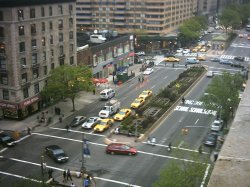 Uitzicht op Broadway vanaf het hotel